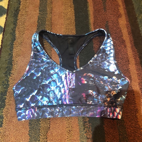 Bras - Picture 1 of 9